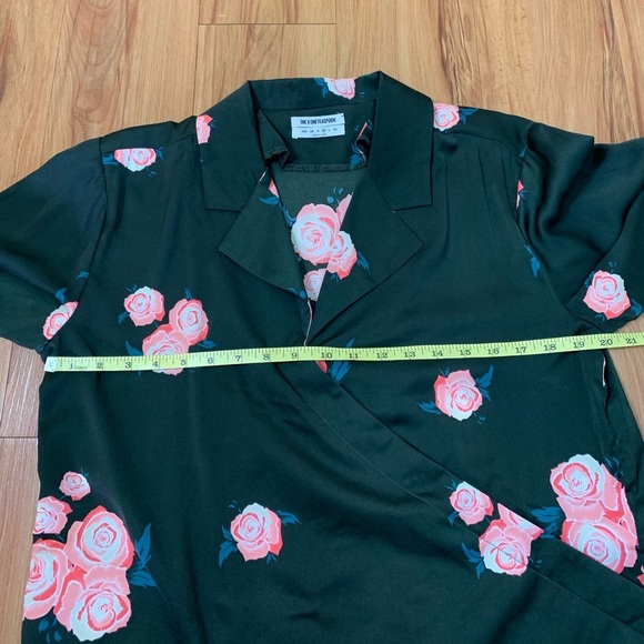 One Teaspoon Quartermaster Floral Kimono Sleeve Top - Picture 14 of 16